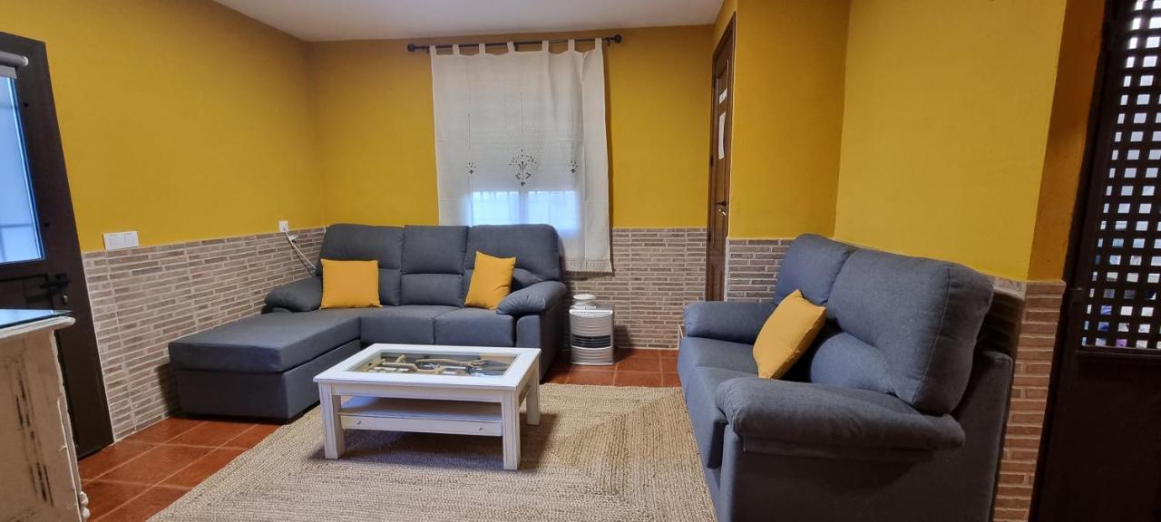 Apartamento Turistico "El Rincon De La Pernila" Гвадалупе Экстерьер фото