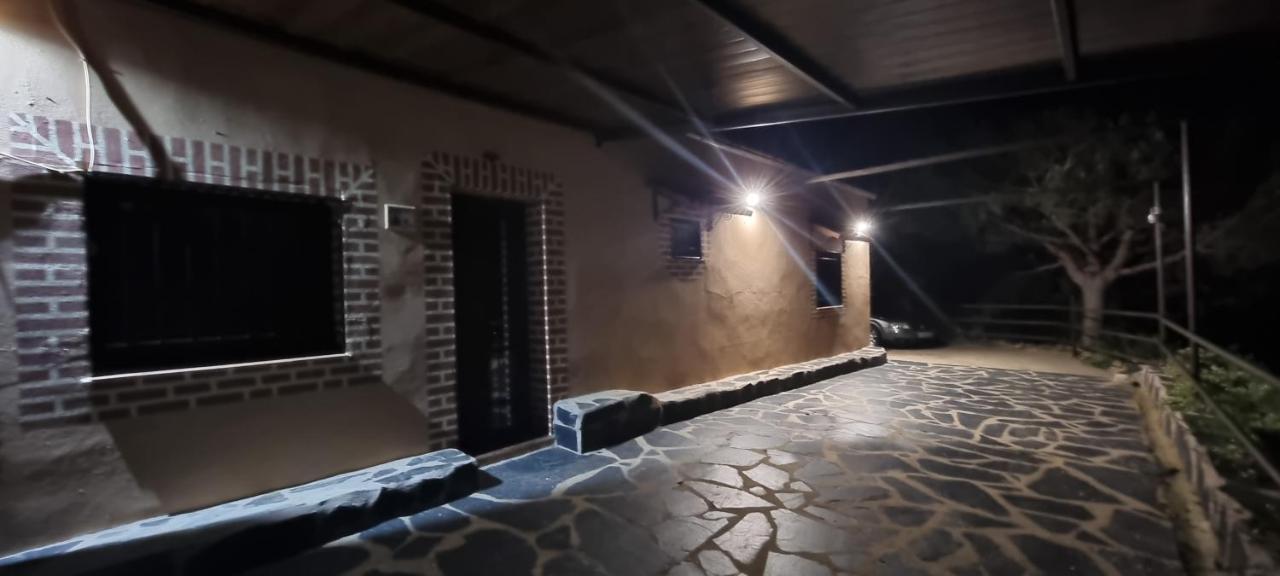 Apartamento Turistico "El Rincon De La Pernila" Гвадалупе Экстерьер фото