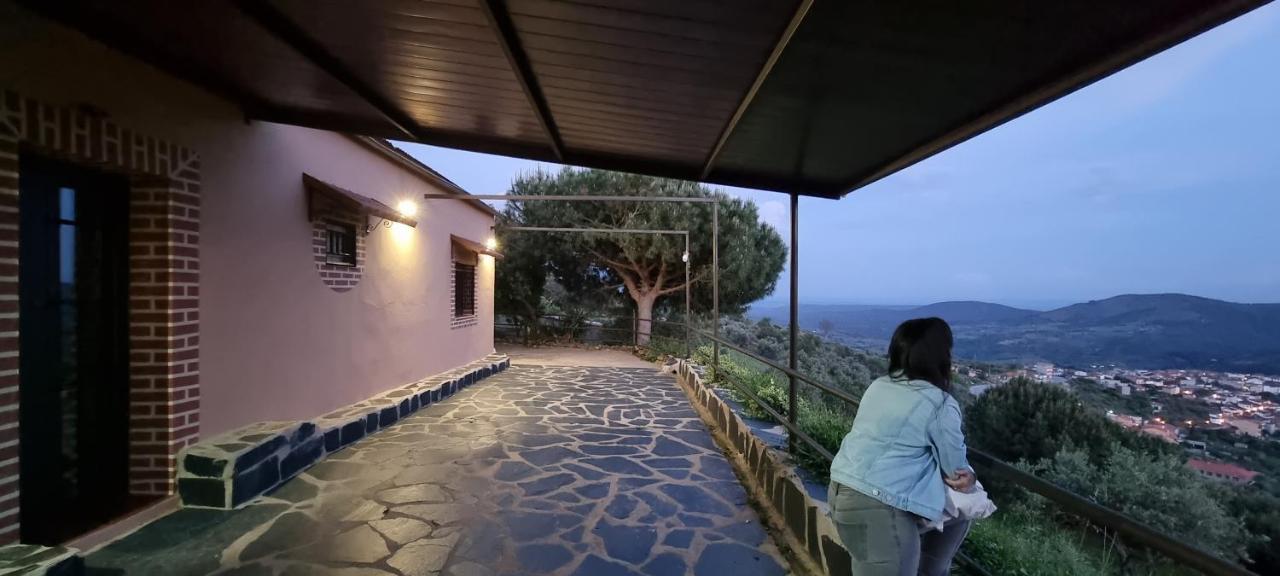 Apartamento Turistico "El Rincon De La Pernila" Гвадалупе Экстерьер фото